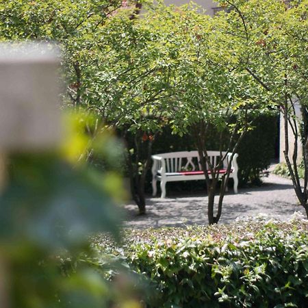 Hotel Am Schlosspark Zum Kurfuerst Oberschleißheim Екстериор снимка