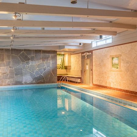 Hotel Am Schlosspark Zum Kurfuerst Oberschleißheim Екстериор снимка