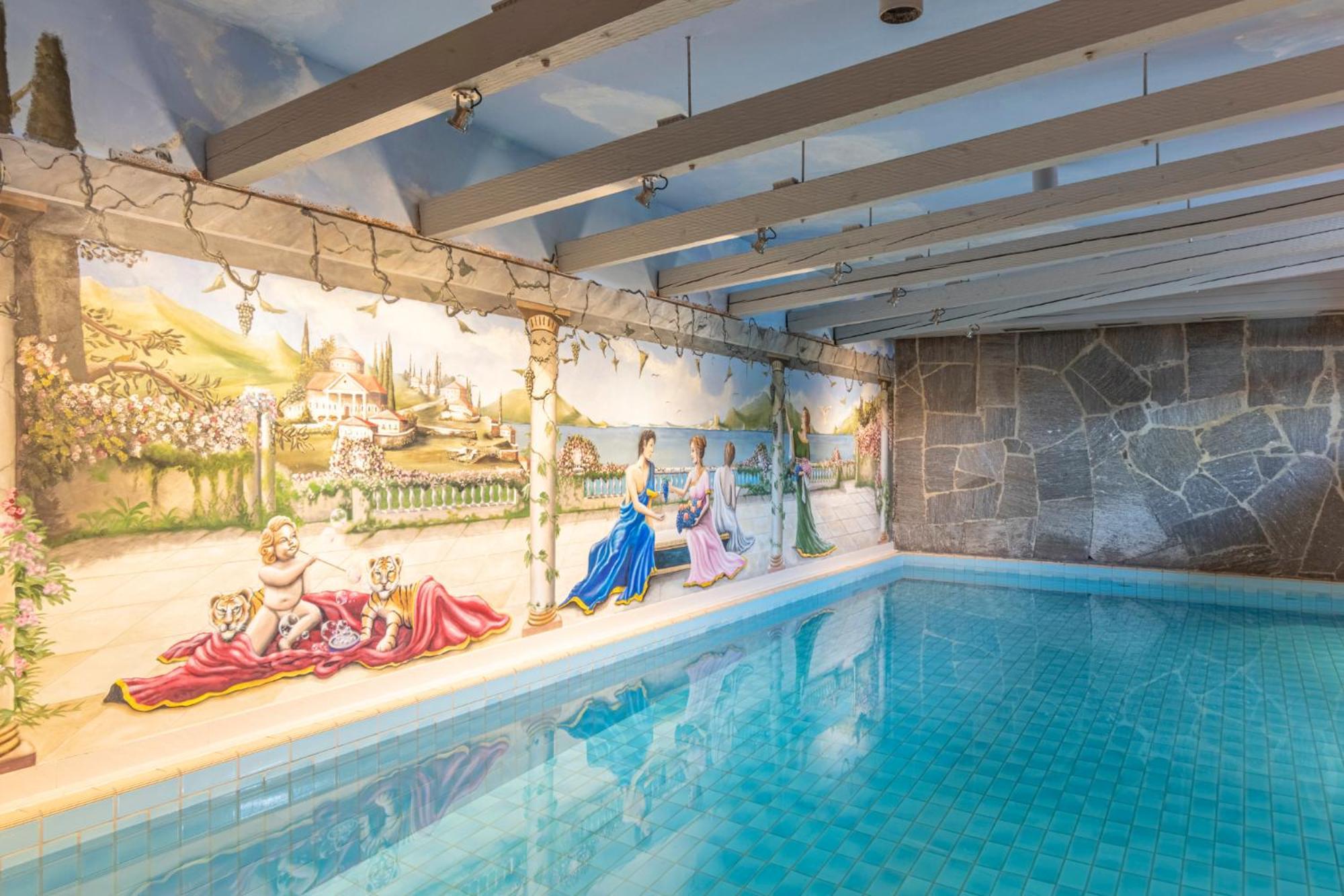 Hotel Am Schlosspark Zum Kurfuerst Oberschleißheim Екстериор снимка